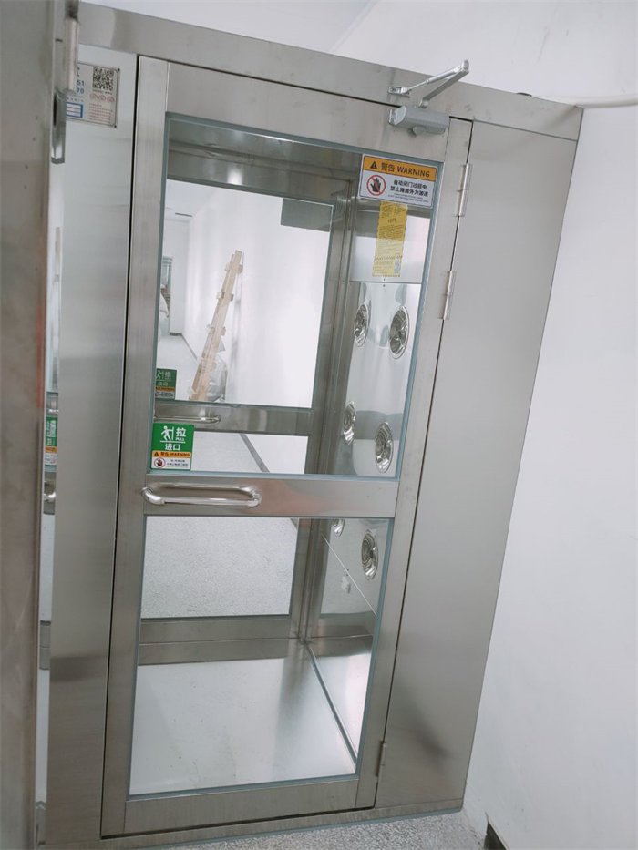 菏澤富宇生物科技有限公司安裝風淋室